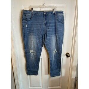 Women’s High Rise Distressed Blue Jeans Size 3X NWOT